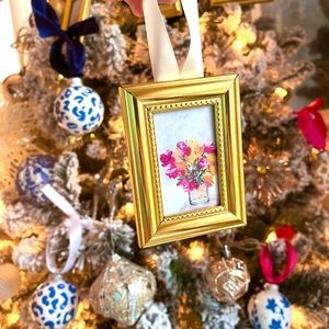 Painted Floral Ornament 💐